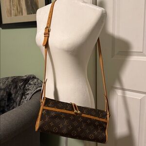 Vintage Louis Vuitton Monogram Cite GM Shoulder Bag Made in France RARE